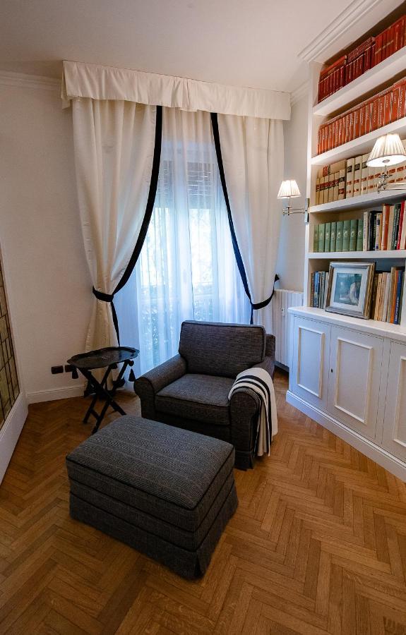 Acacia Firenze - Azalea Apartment Bagian luar foto